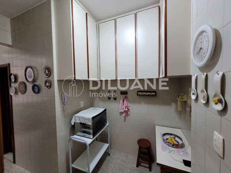 Apartamento à venda com 3 quartos, 132m² - Foto 28