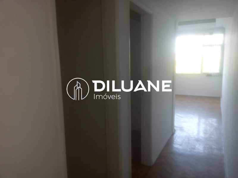 Apartamento à venda com 2 quartos, 65m² - Foto 14