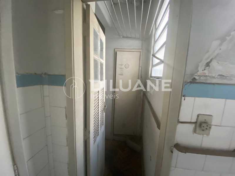 Apartamento à venda com 3 quartos, 100m² - Foto 11