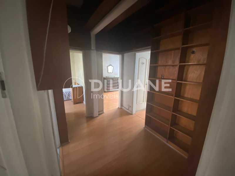 Apartamento à venda com 3 quartos, 100m² - Foto 17