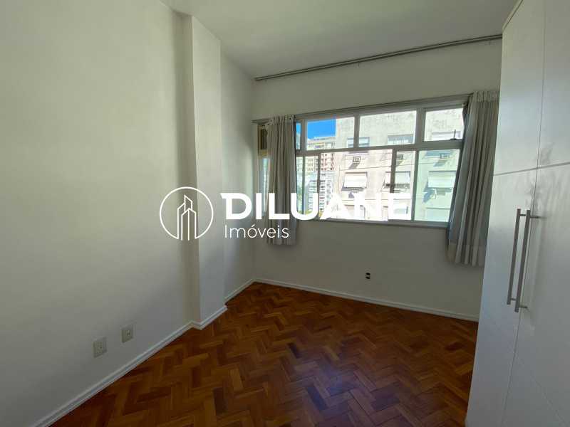 Apartamento à venda com 1 quarto, 45m² - Foto 18