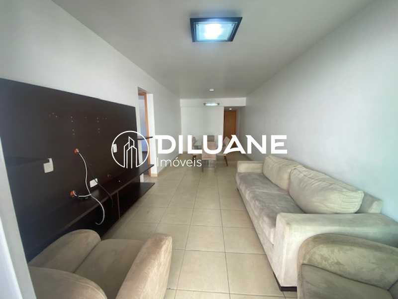 Apartamento à venda com 2 quartos, 90m² - Foto 3