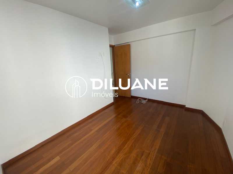 Apartamento à venda com 2 quartos, 90m² - Foto 11