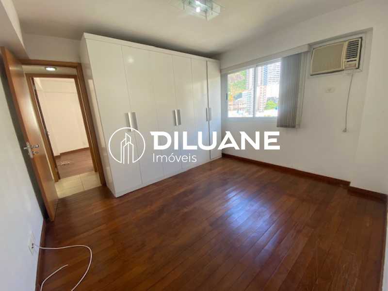 Apartamento à venda com 2 quartos, 90m² - Foto 27