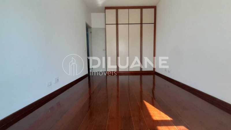 Apartamento à venda com 3 quartos, 128m² - Foto 5