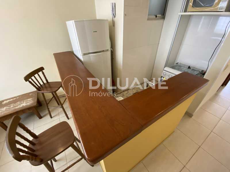 Apartamento à venda com 1 quarto, 38m² - Foto 3