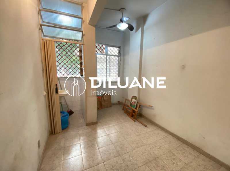 Apartamento à venda com 2 quartos, 70m² - Foto 19