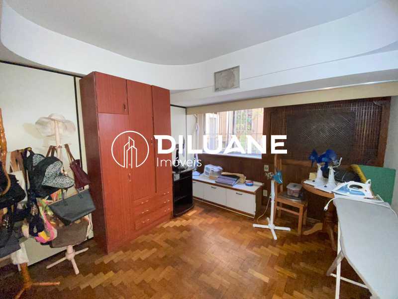 Apartamento à venda com 4 quartos, 270m² - Foto 10