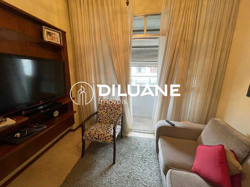 Apartamento à venda com 3 quartos, 97m² - Foto 12