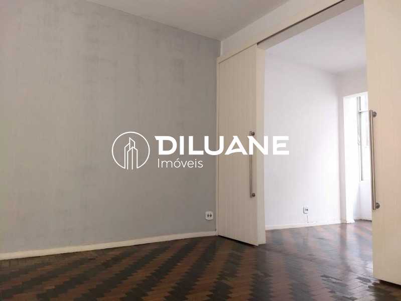 Apartamento à venda com 2 quartos, 51m² - Foto 2