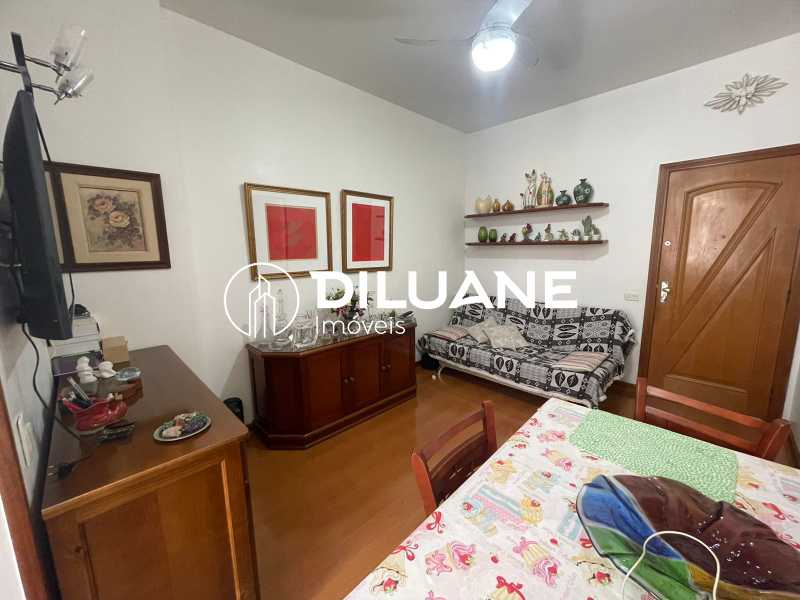 Apartamento à venda com 1 quarto, 41m² - Foto 8