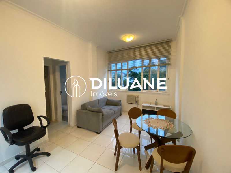 Apartamento à venda com 1 quarto, 42m² - Foto 3