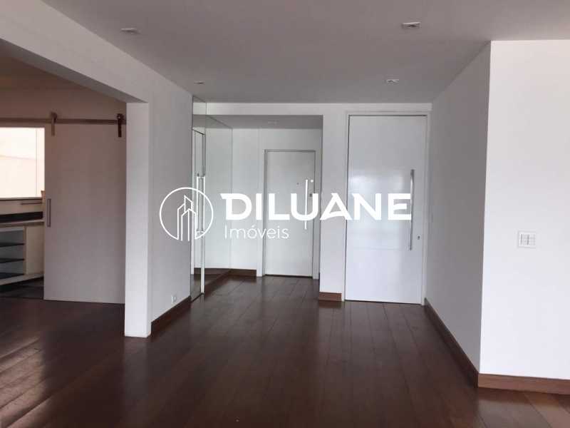 Apartamento à venda e aluguel com 4 quartos, 300m² - Foto 18