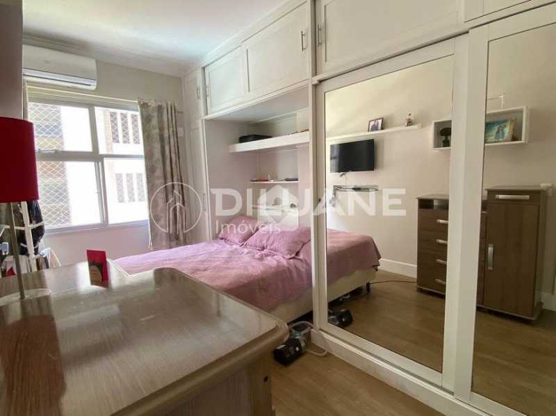 Apartamento à venda com 2 quartos, 80m² - Foto 31