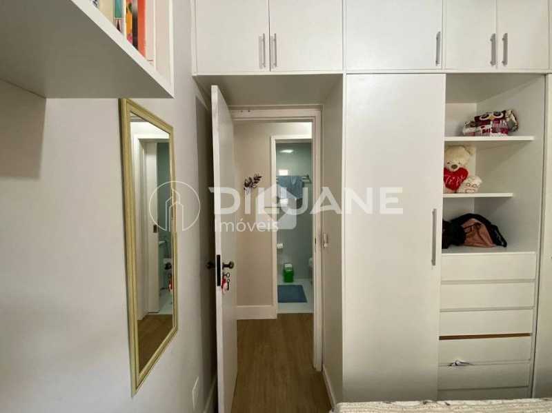 Apartamento à venda com 2 quartos, 80m² - Foto 34