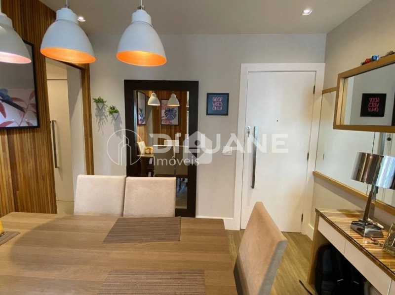 Apartamento à venda com 2 quartos, 80m² - Foto 39