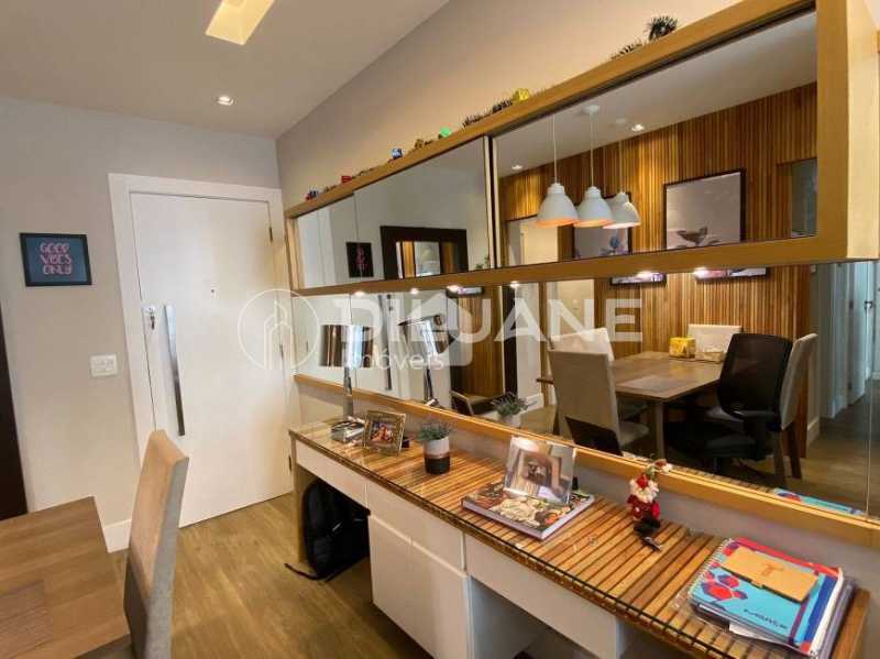 Apartamento à venda com 2 quartos, 80m² - Foto 40