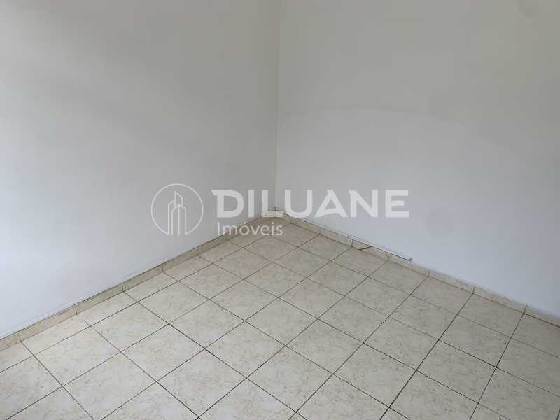 Apartamento à venda com 2 quartos, 70m² - Foto 8