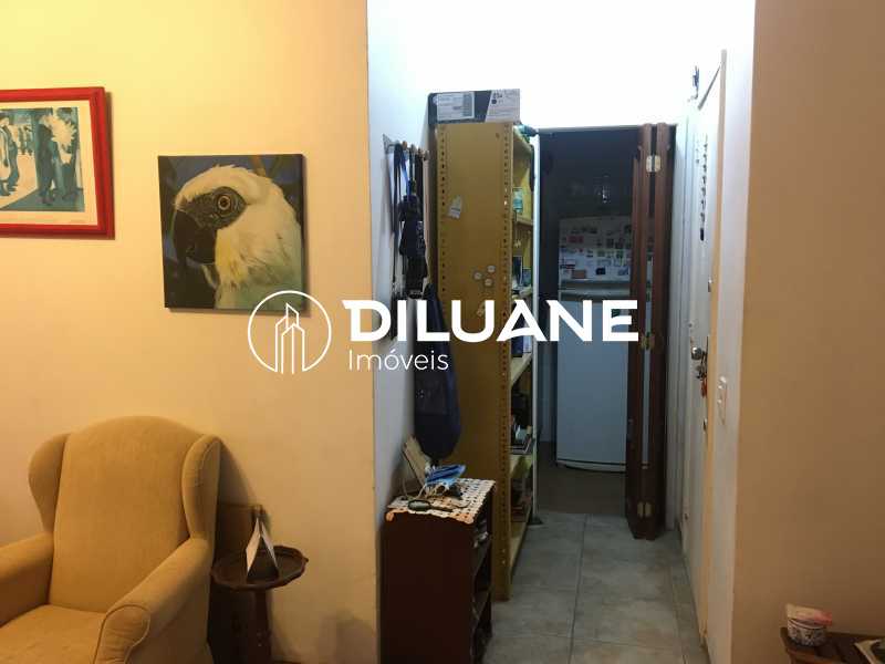 Apartamento à venda com 1 quarto, 59m² - Foto 9