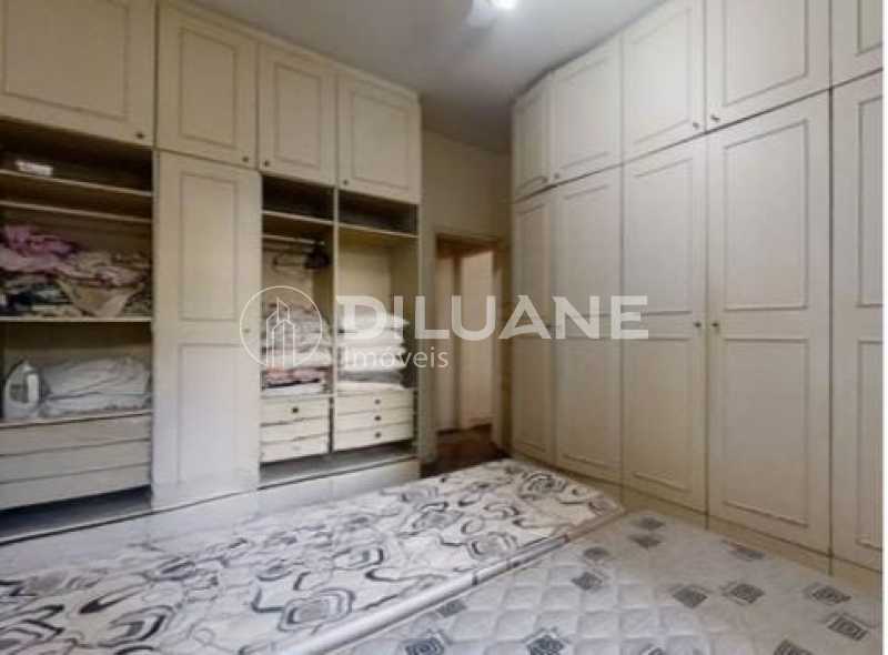 Apartamento à venda com 2 quartos, 82m² - Foto 13