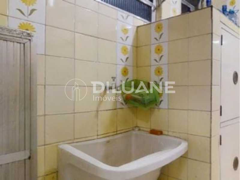 Apartamento à venda com 2 quartos, 82m² - Foto 27