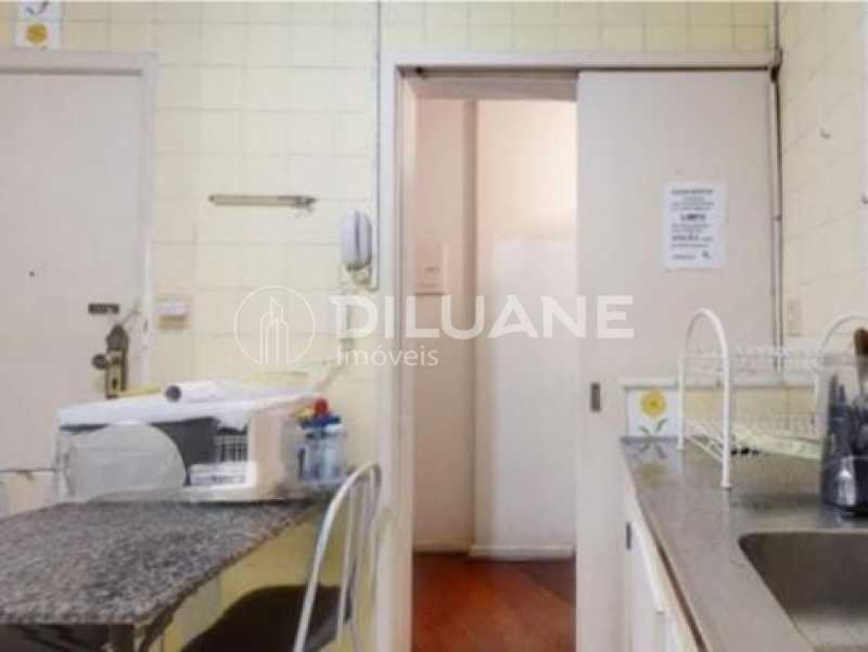 Apartamento à venda com 2 quartos, 82m² - Foto 22