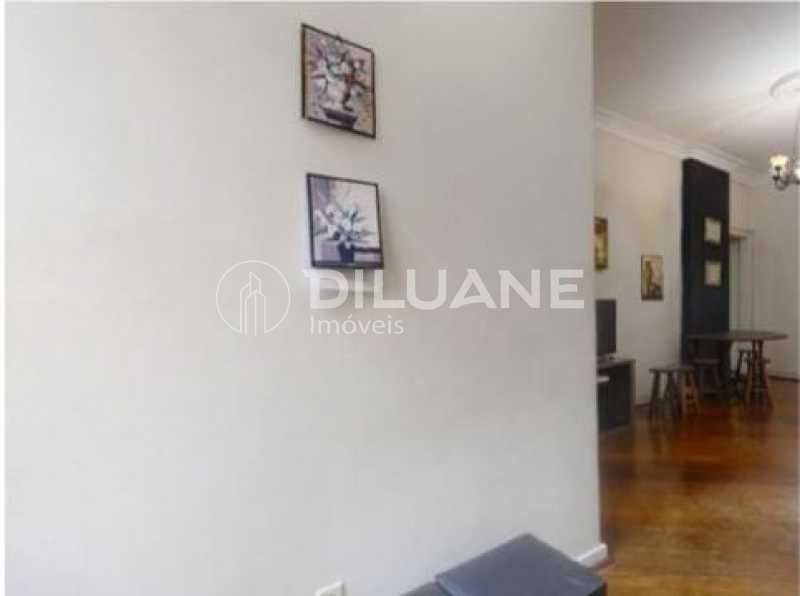 Apartamento à venda com 2 quartos, 82m² - Foto 3