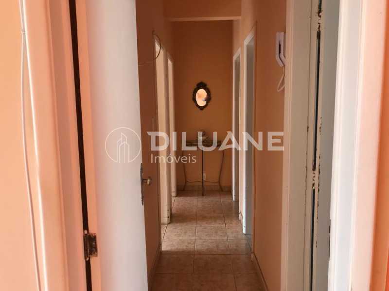 Apartamento à venda com 3 quartos, 106m² - Foto 4