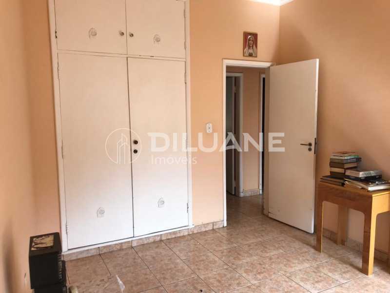 Apartamento à venda com 3 quartos, 106m² - Foto 5