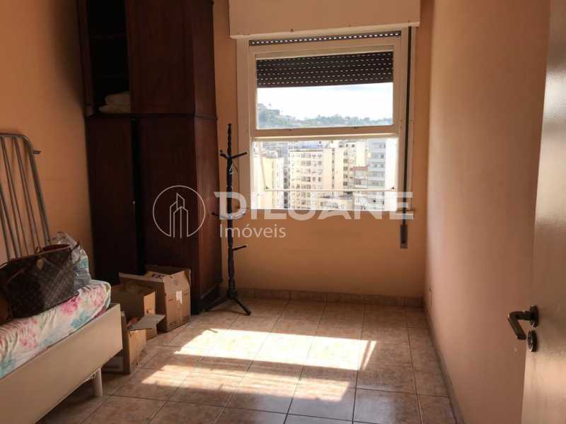 Apartamento à venda com 3 quartos, 106m² - Foto 9