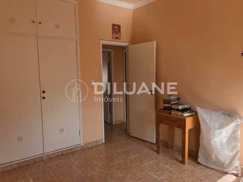 Apartamento à venda com 3 quartos, 106m² - Foto 12