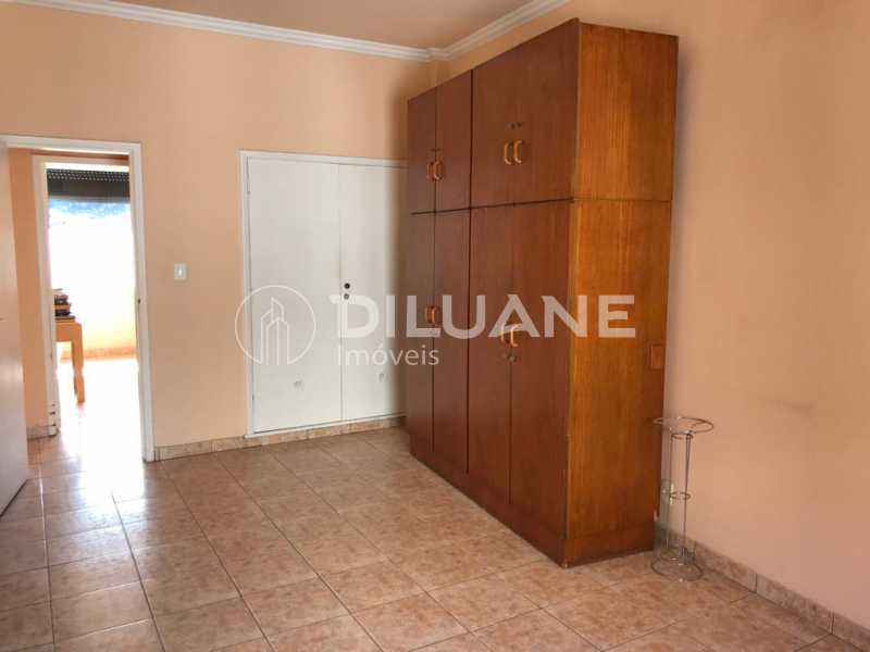 Apartamento à venda com 3 quartos, 106m² - Foto 16