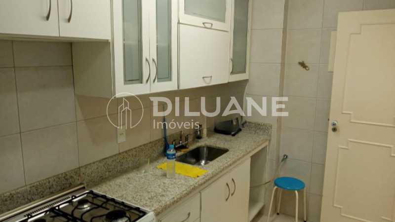 Apartamento à venda com 2 quartos, 89m² - Foto 22