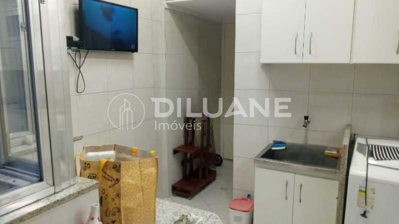 Apartamento à venda com 2 quartos, 89m² - Foto 26