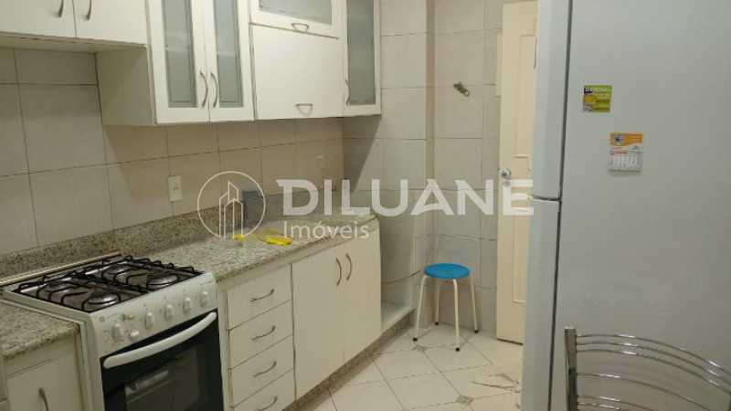 Apartamento à venda com 2 quartos, 89m² - Foto 25