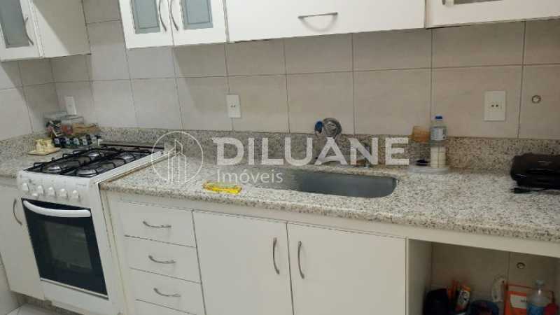 Apartamento à venda com 2 quartos, 89m² - Foto 23