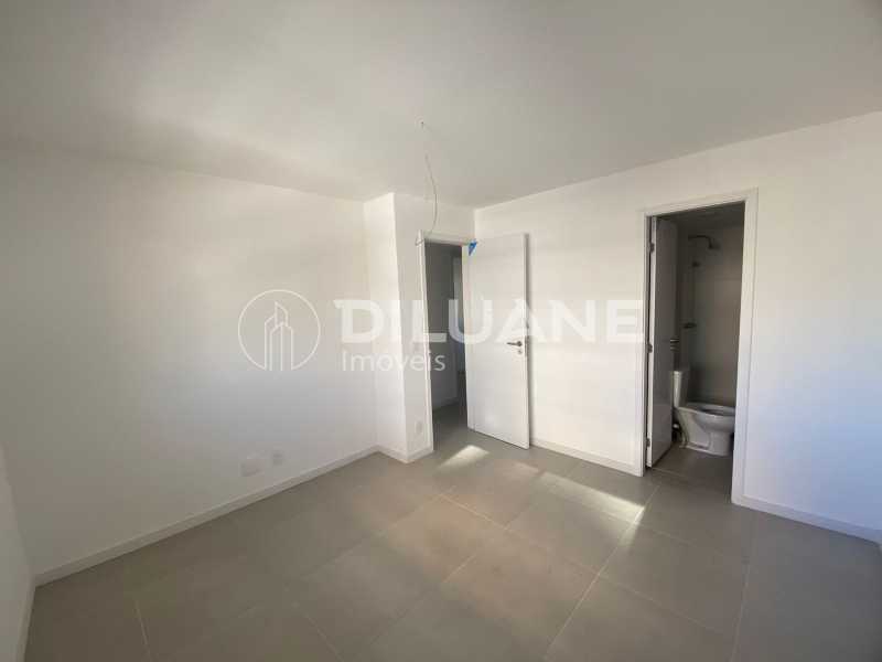 Apartamento à venda com 3 quartos, 113m² - Foto 23