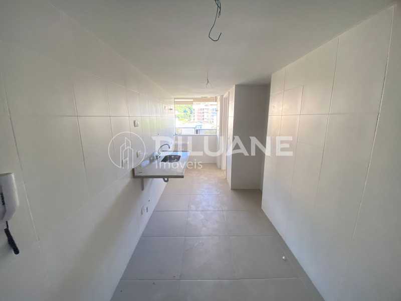 Apartamento à venda com 3 quartos, 113m² - Foto 24