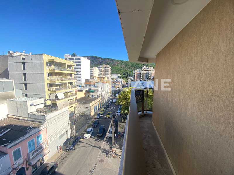 Apartamento à venda com 3 quartos, 113m² - Foto 8