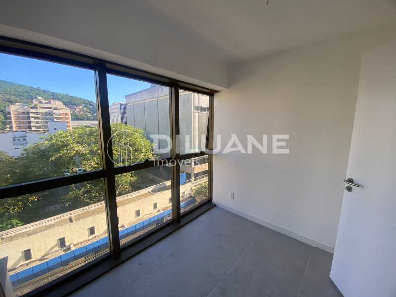 Apartamento à venda com 3 quartos, 113m² - Foto 31