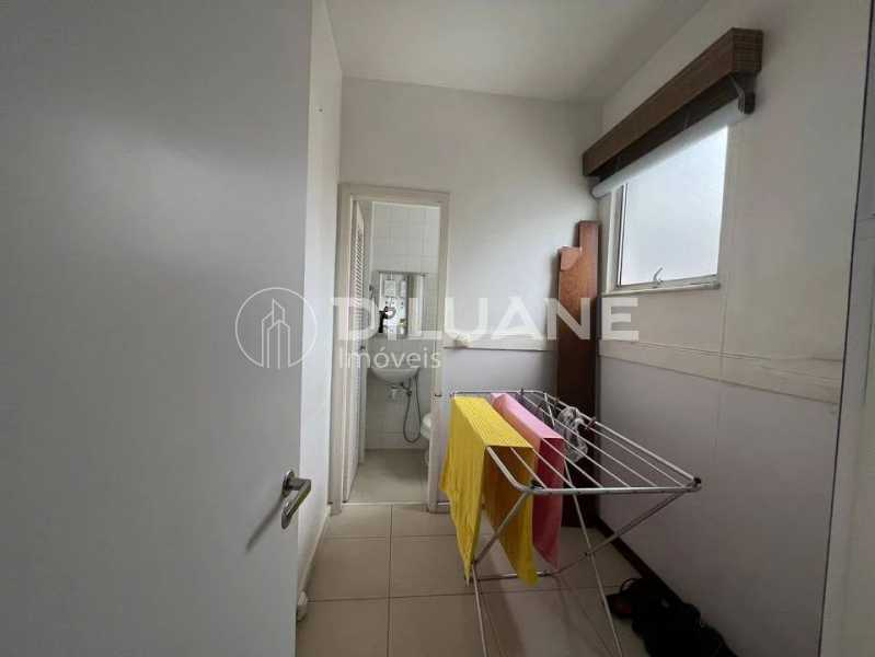 Apartamento à venda com 3 quartos, 159m² - Foto 28