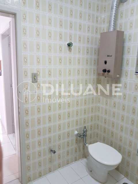 Apartamento à venda com 2 quartos, 70m² - Foto 9