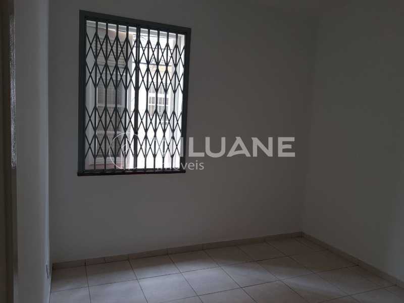 Apartamento à venda com 2 quartos, 70m² - Foto 4