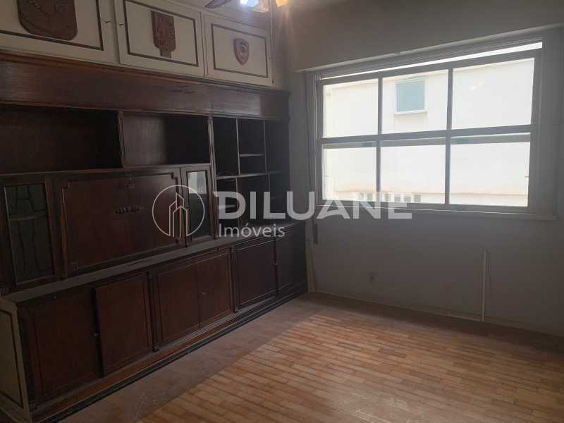 Apartamento à venda com 4 quartos, 222m² - Foto 22