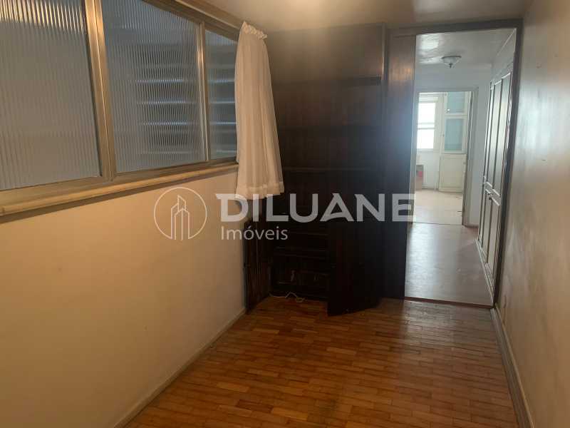 Apartamento à venda com 4 quartos, 222m² - Foto 28