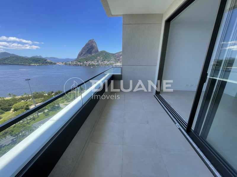 Apartamento à venda e aluguel com 3 quartos, 160m² - Foto 2