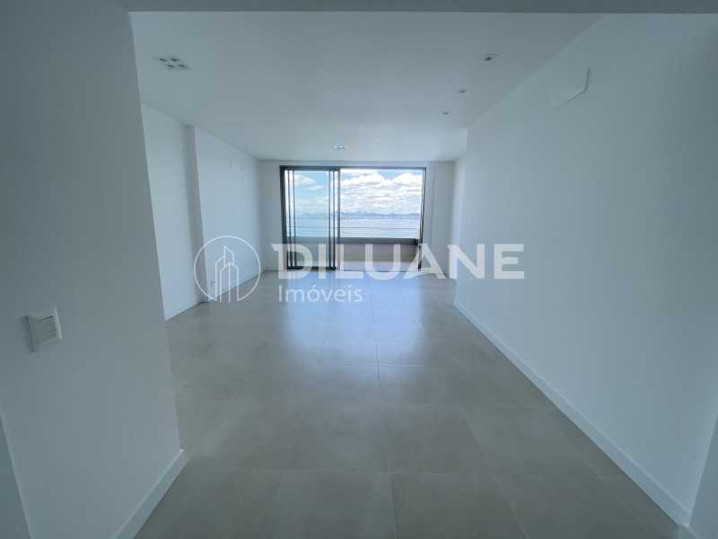 Apartamento à venda e aluguel com 3 quartos, 160m² - Foto 16