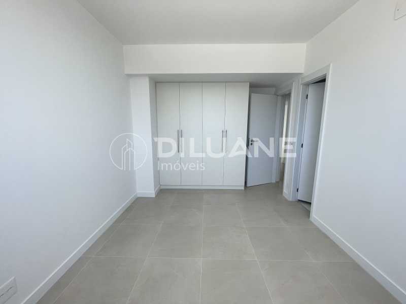 Apartamento à venda e aluguel com 3 quartos, 160m² - Foto 24