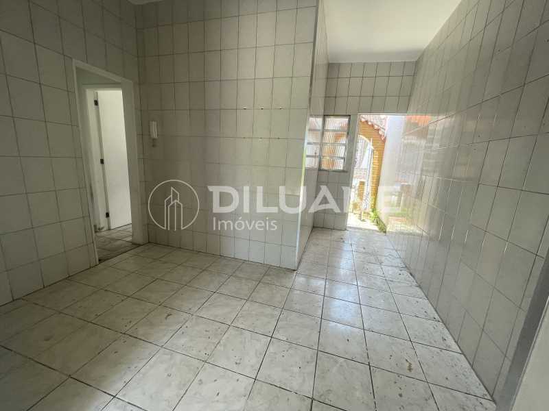 Casa de Vila à venda com 3 quartos, 122m² - Foto 3