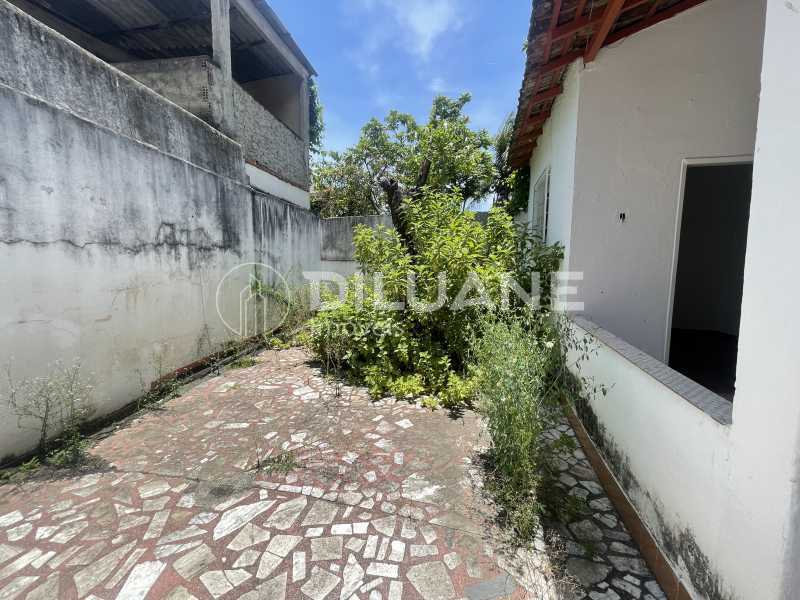 Casa de Vila à venda com 3 quartos, 122m² - Foto 9